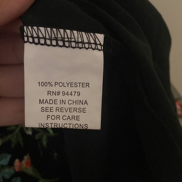 nwt magic black floral dress size: M - Picture 5 of 8